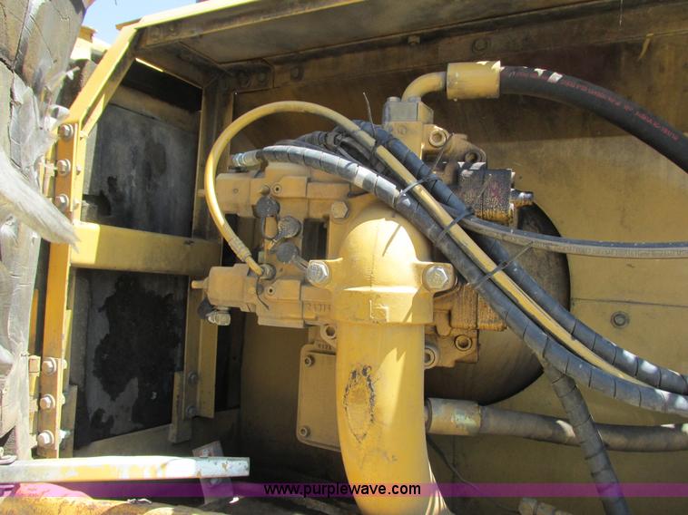 image for item K4737 1994 Caterpillar 330L excavator