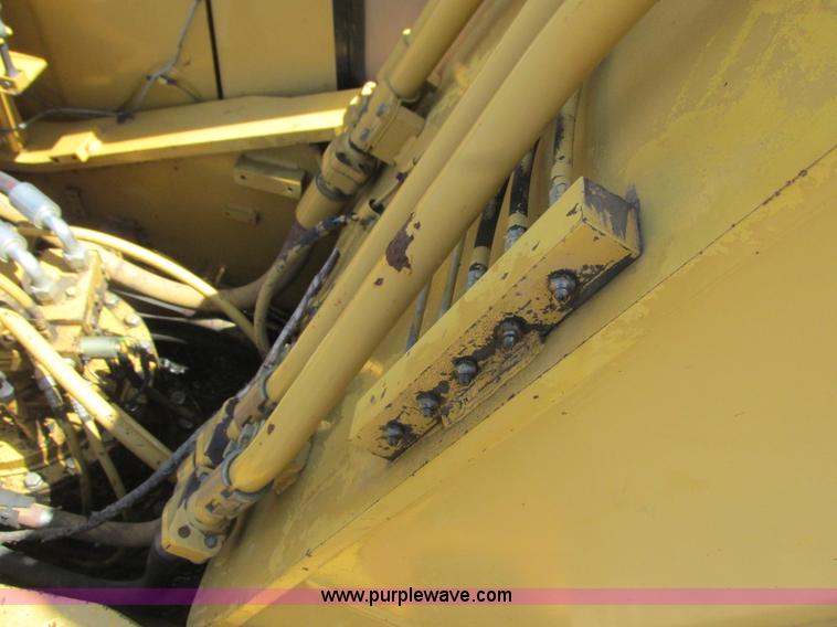 image for item K4737 1994 Caterpillar 330L excavator