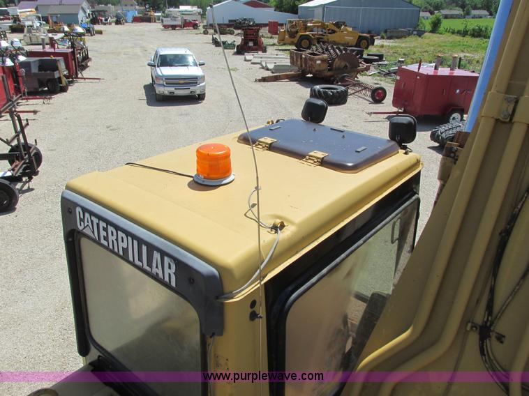 image for item K4737 1994 Caterpillar 330L excavator