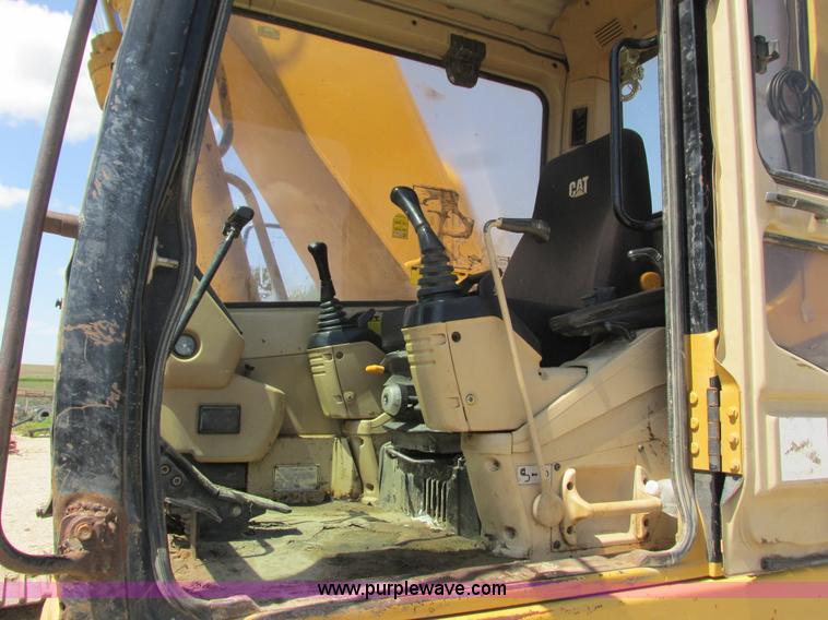 image for item K4737 1994 Caterpillar 330L excavator