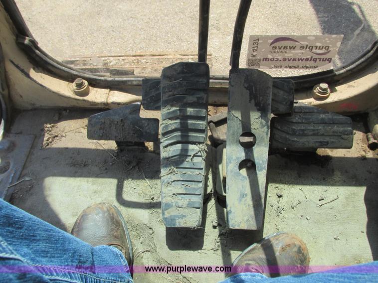 image for item K4737 1994 Caterpillar 330L excavator