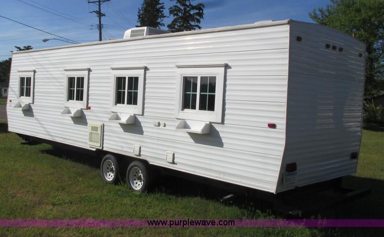 image for item K4741 2006 Cavalier office trailer