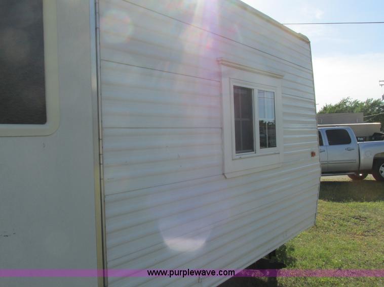 image for item K4741 2006 Cavalier office trailer