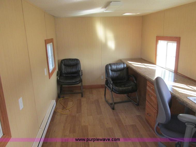 image for item K4741 2006 Cavalier office trailer