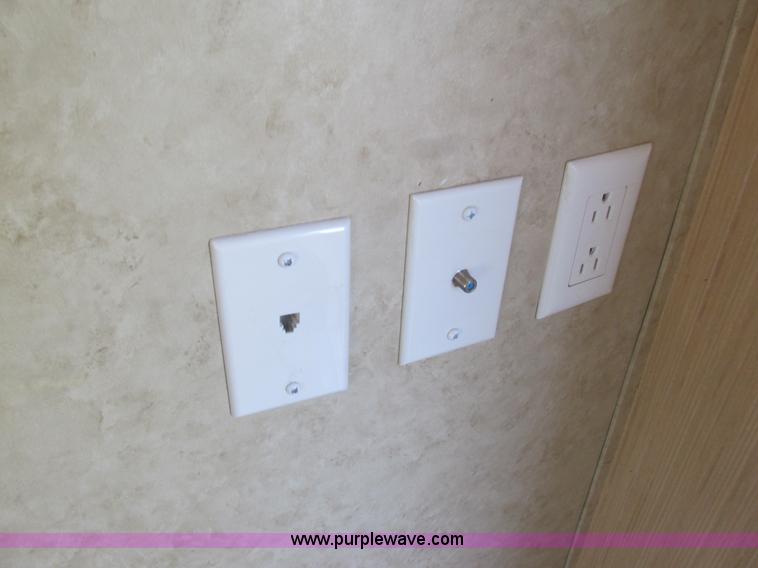 image for item K4741 2006 Cavalier office trailer