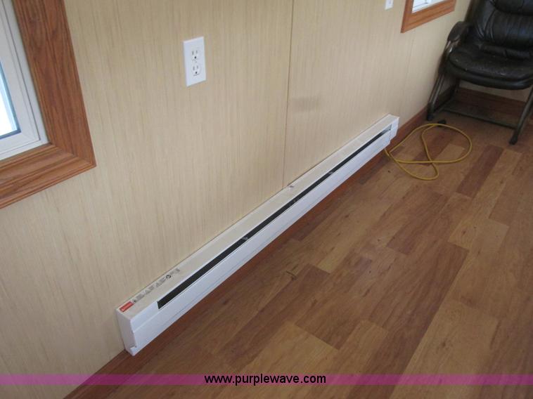 image for item K4741 2006 Cavalier office trailer