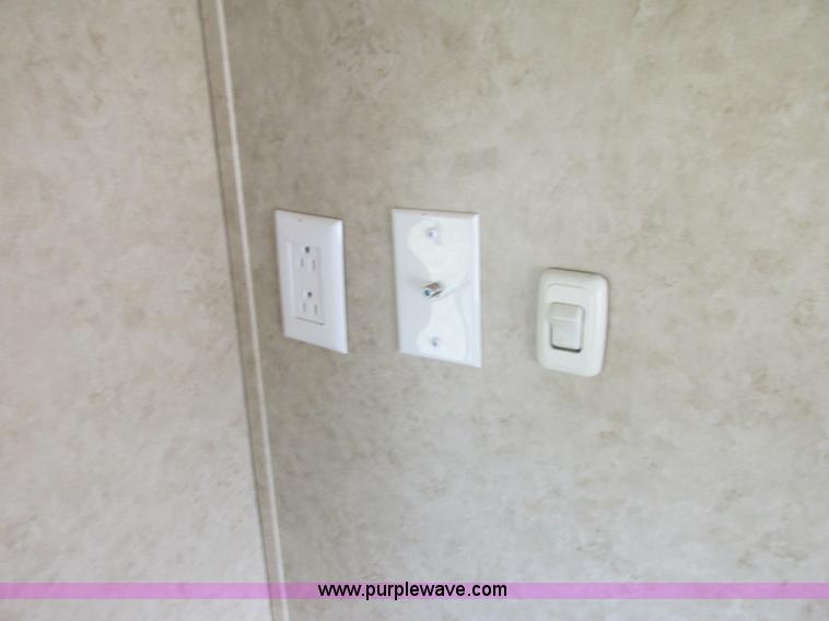 image for item K4741 2006 Cavalier office trailer