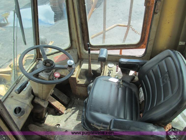image for item K4745 1980 Caterpillar 980C wheel loader