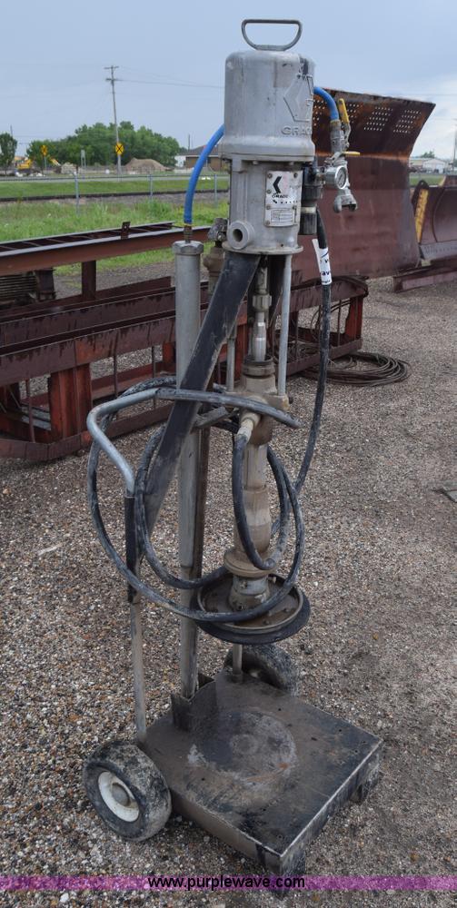 image for item K7325 Graco 222-772 pump mixer