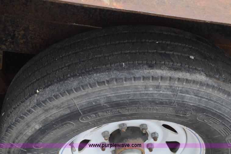 image for item K7328 1990 Star utility trailer