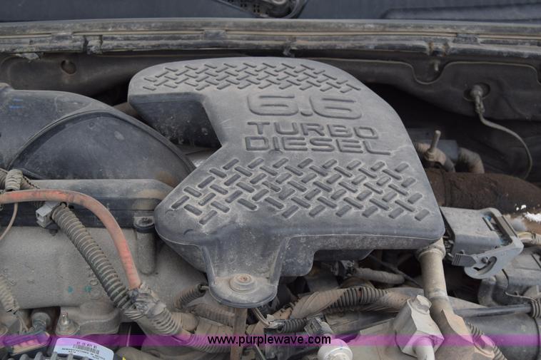 image for item K7335 2006 Chevrolet Silverado 3500HD Crew Cab pickup truck