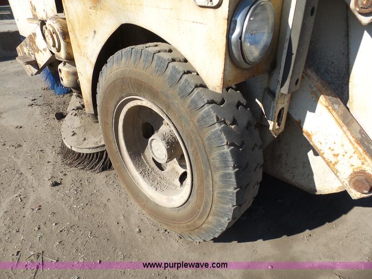 image for item K7676 Elgin Pelican S street sweeper