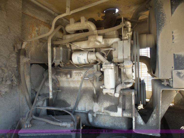 image for item K7676 Elgin Pelican S street sweeper