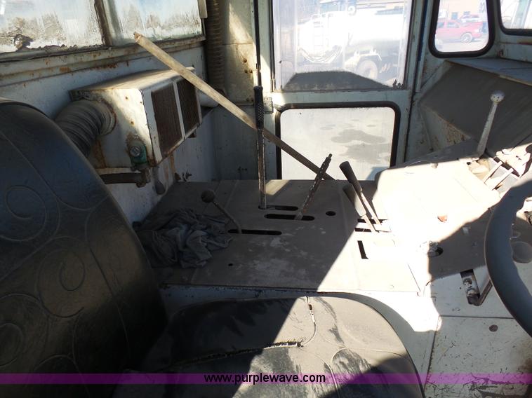 image for item K7676 Elgin Pelican S street sweeper