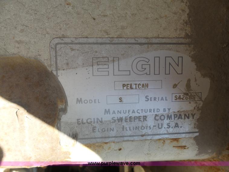 image for item K7676 Elgin Pelican S street sweeper
