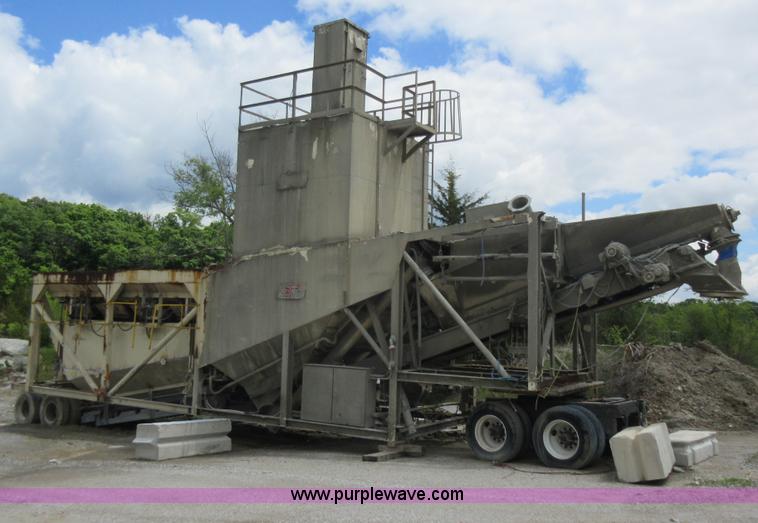 image for item K7833 Con-e-co concrete plant