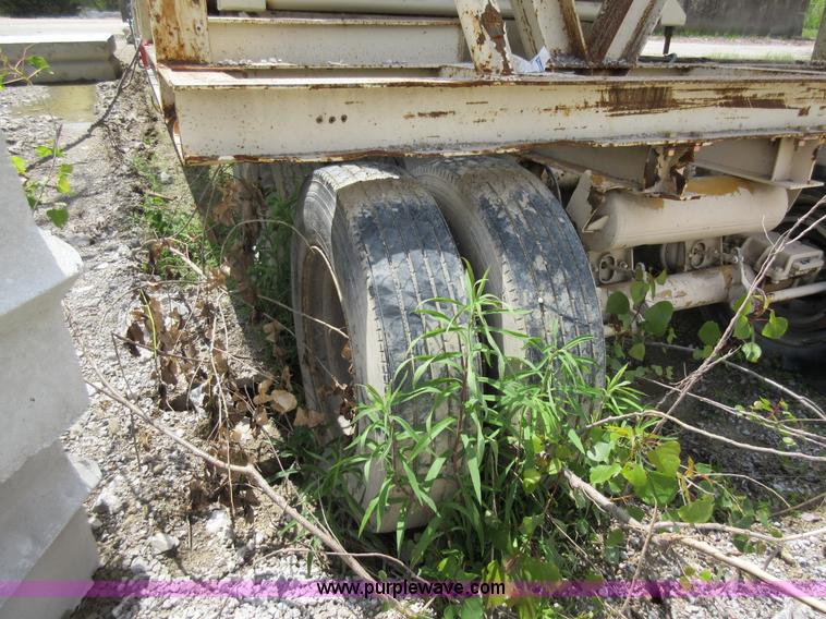 image for item K7833 Con-e-co concrete plant