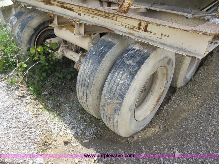 image for item K7833 Con-e-co concrete plant