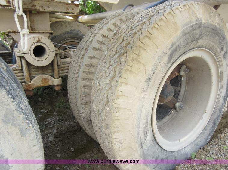 image for item K7833 Con-e-co concrete plant