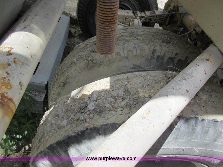 image for item K7833 Con-e-co concrete plant