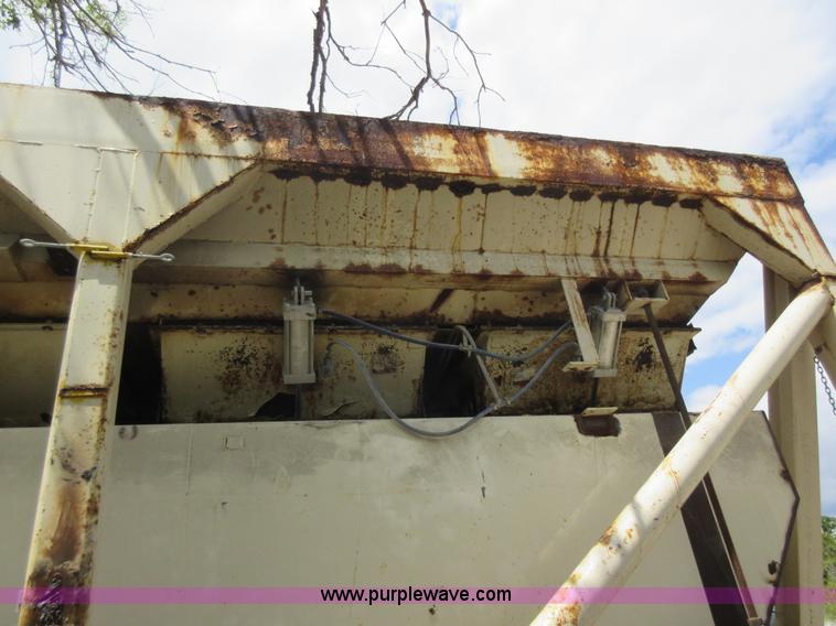 image for item K7833 Con-e-co concrete plant