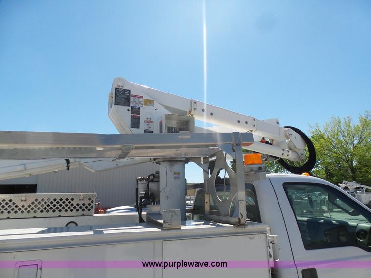 image for item K7915 2008 Ford F550 bucket truck