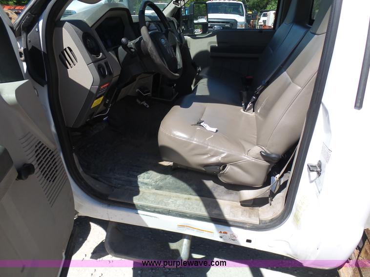 image for item K7915 2008 Ford F550 bucket truck