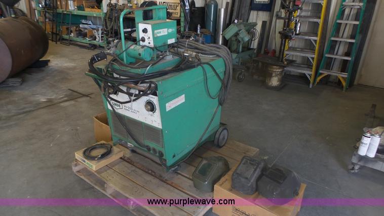 image for item K8340 Linde VI-252 wire feed welder