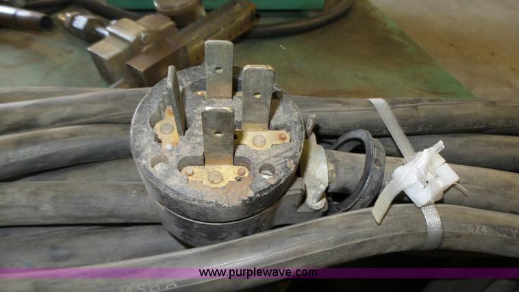 image for item K8340 Linde VI-252 wire feed welder