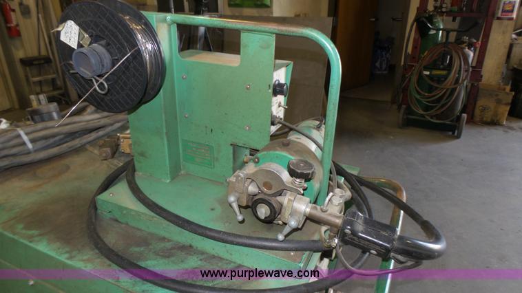 image for item K8340 Linde VI-252 wire feed welder