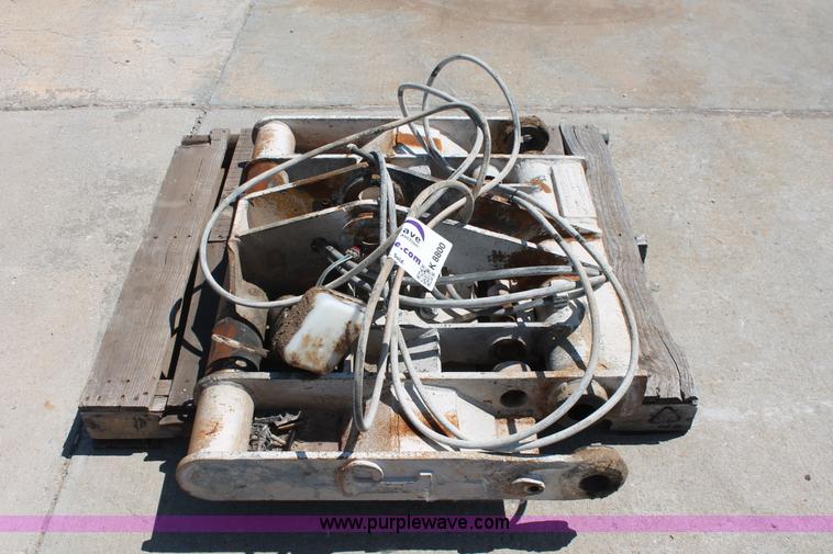 image for item K8800 Pemberton loader quick attach