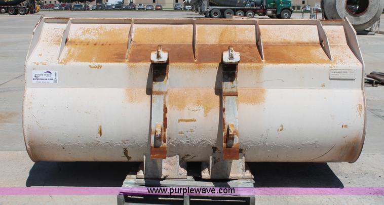 image for item K8801 Pemberton 6218 loader bucket