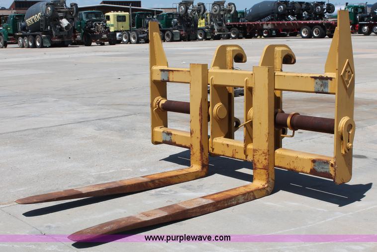 image for item K8802 Pemberton 6266 loader pallet forks