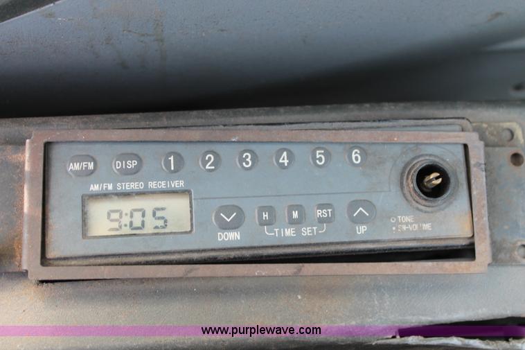 image for item K8805 2005 Kobelco SK160LC excavator