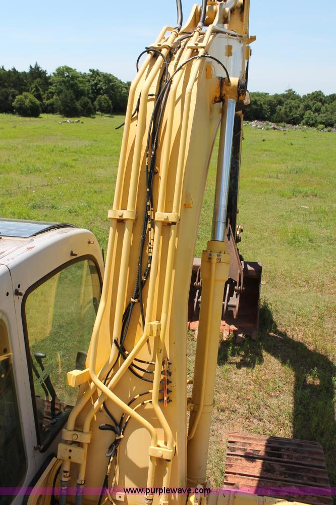 image for item K8805 2005 Kobelco SK160LC excavator