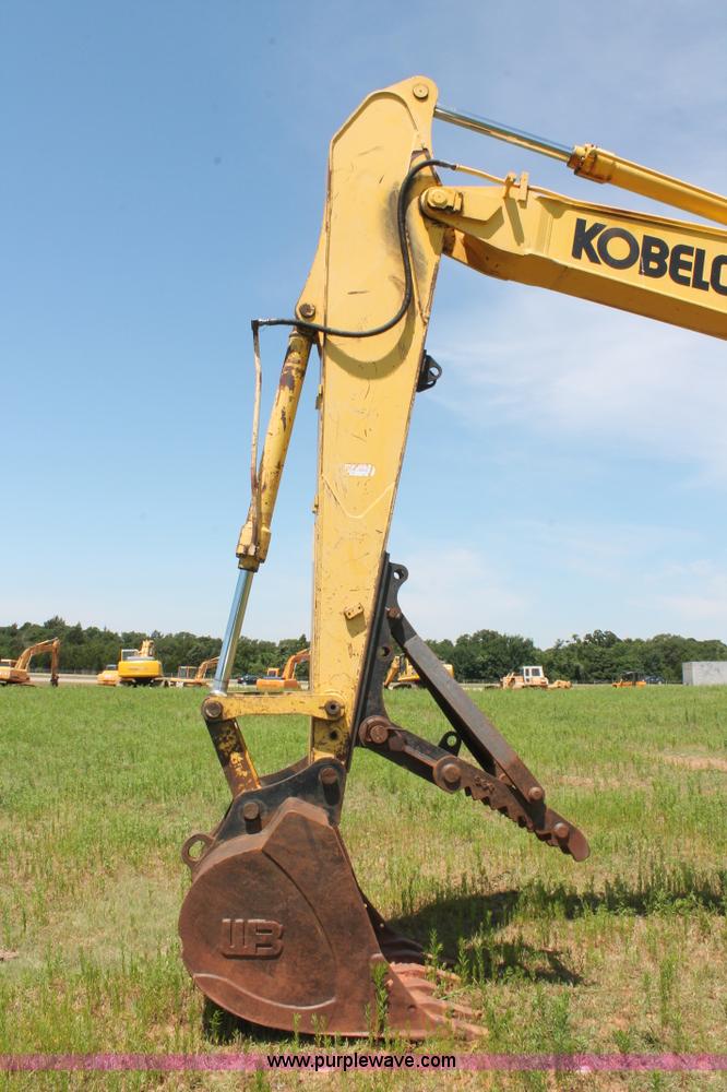 image for item K8805 2005 Kobelco SK160LC excavator