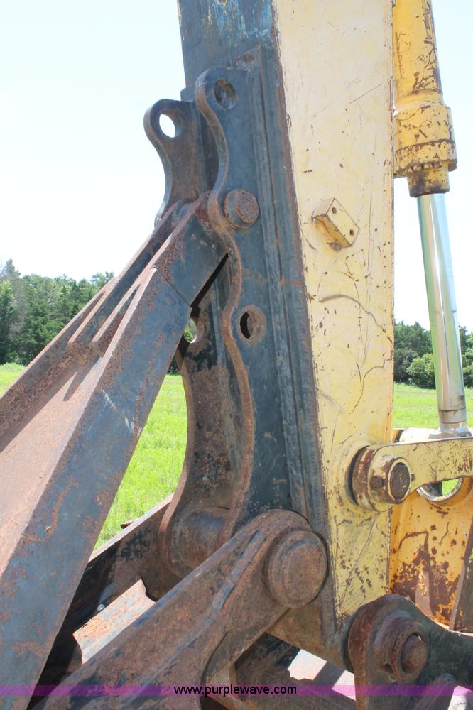 image for item K8805 2005 Kobelco SK160LC excavator