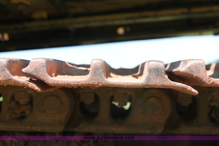 image for item K8805 2005 Kobelco SK160LC excavator