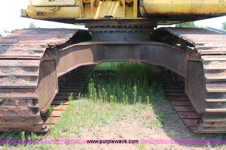 image for item K8805 2005 Kobelco SK160LC excavator