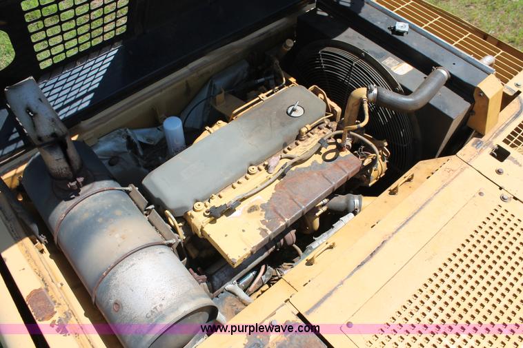 image for item K8806 1998 Caterpillar 322B L excavator