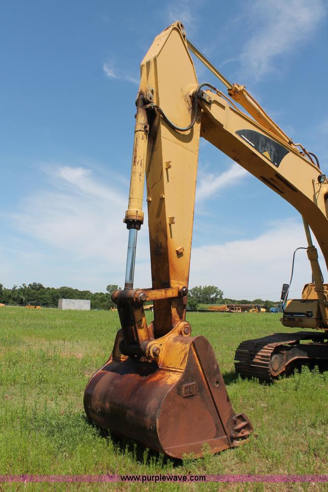 image for item K8806 1998 Caterpillar 322B L excavator