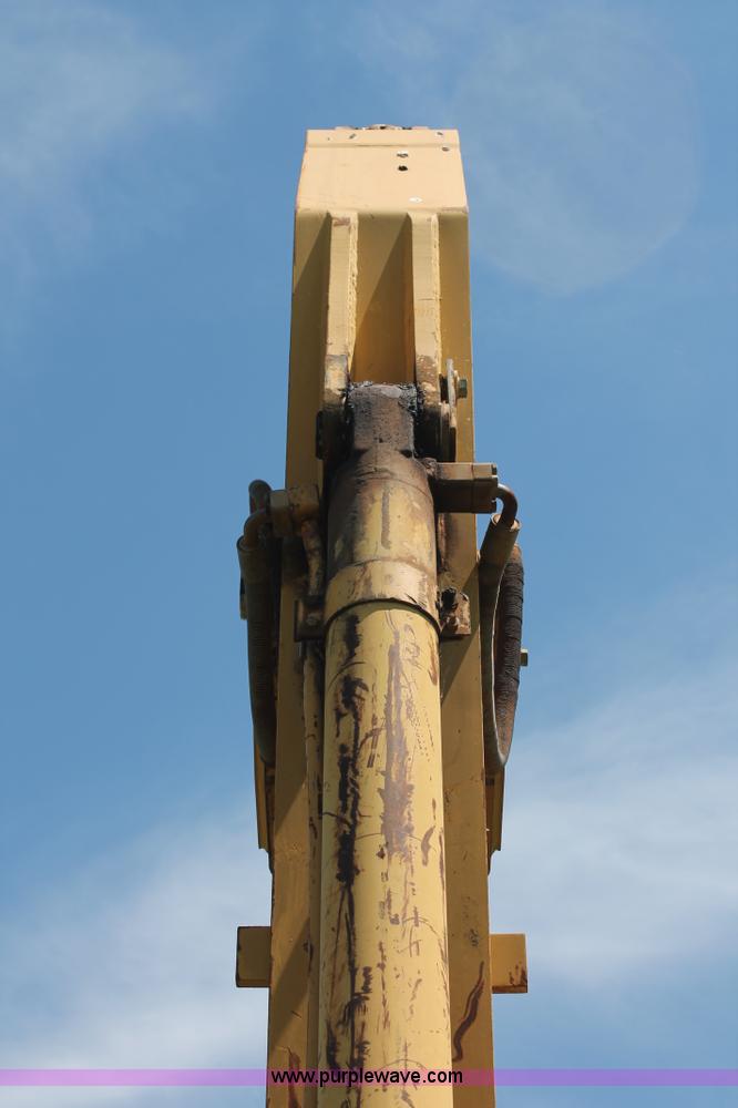 image for item K8806 1998 Caterpillar 322B L excavator