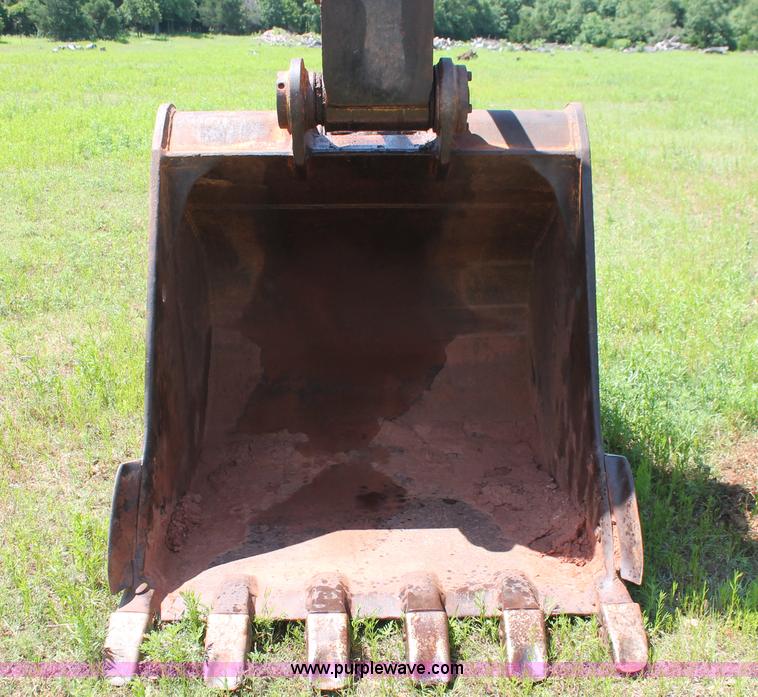 image for item K8806 1998 Caterpillar 322B L excavator