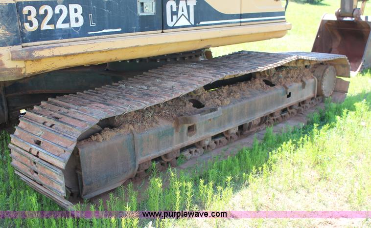 image for item K8806 1998 Caterpillar 322B L excavator