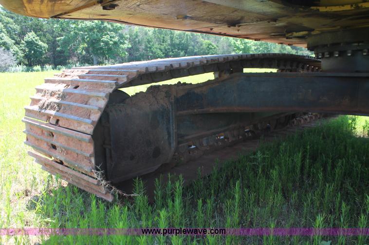 image for item K8806 1998 Caterpillar 322B L excavator