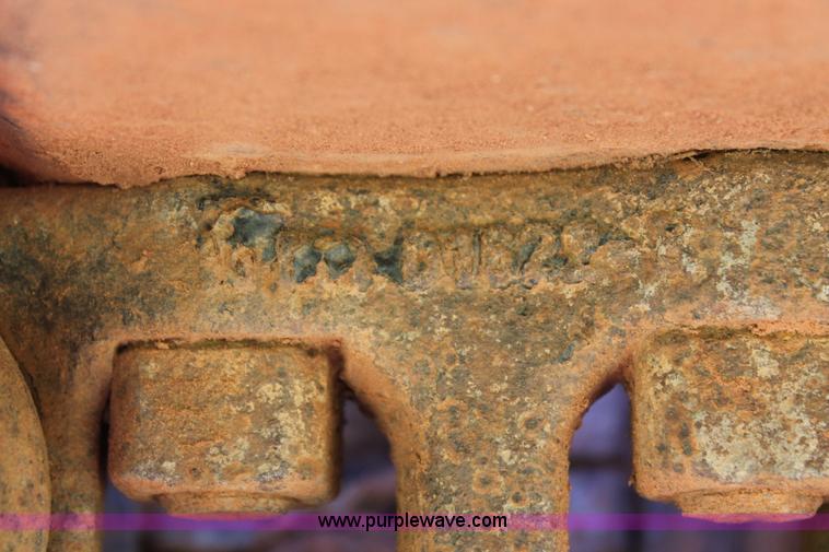 image for item K8806 1998 Caterpillar 322B L excavator