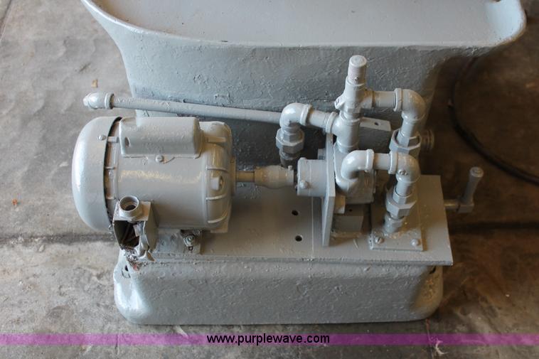 image for item K8810 American Pacemaker 16X126 lathe