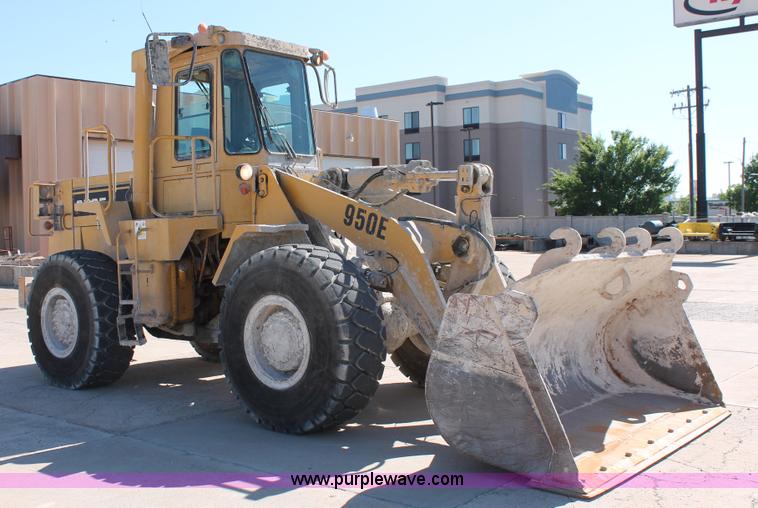 image for item K8813 1989 Caterpillar 950E wheel loader