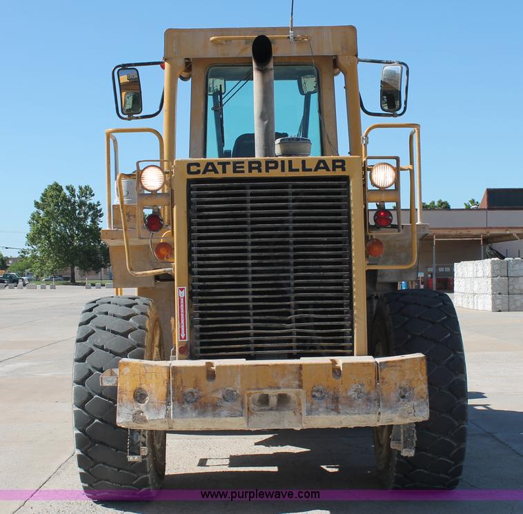 image for item K8813 1989 Caterpillar 950E wheel loader