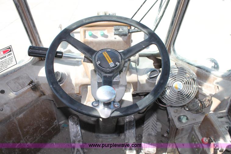 image for item K8813 1989 Caterpillar 950E wheel loader